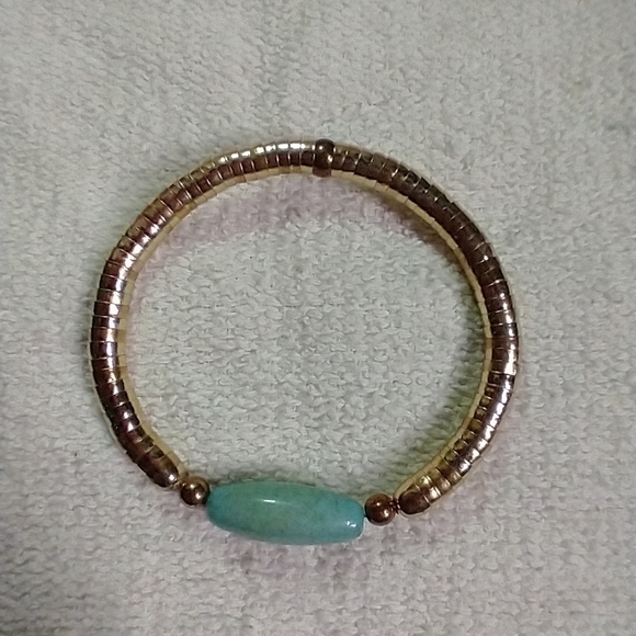 Goldtone beaded bangle blue bead bracelet faux turquoise - Picture 3 of 3